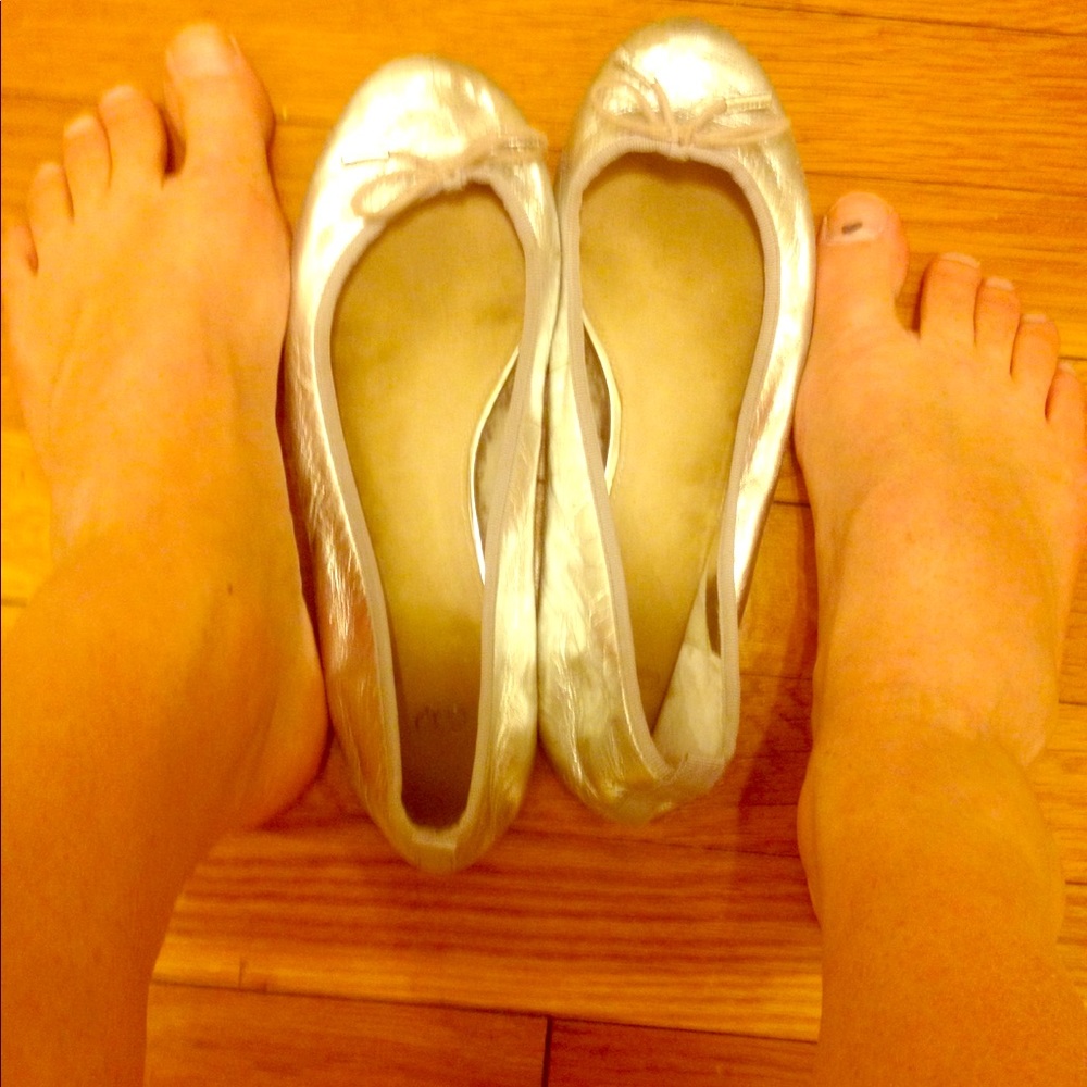 Well-worn flats, women's size 7